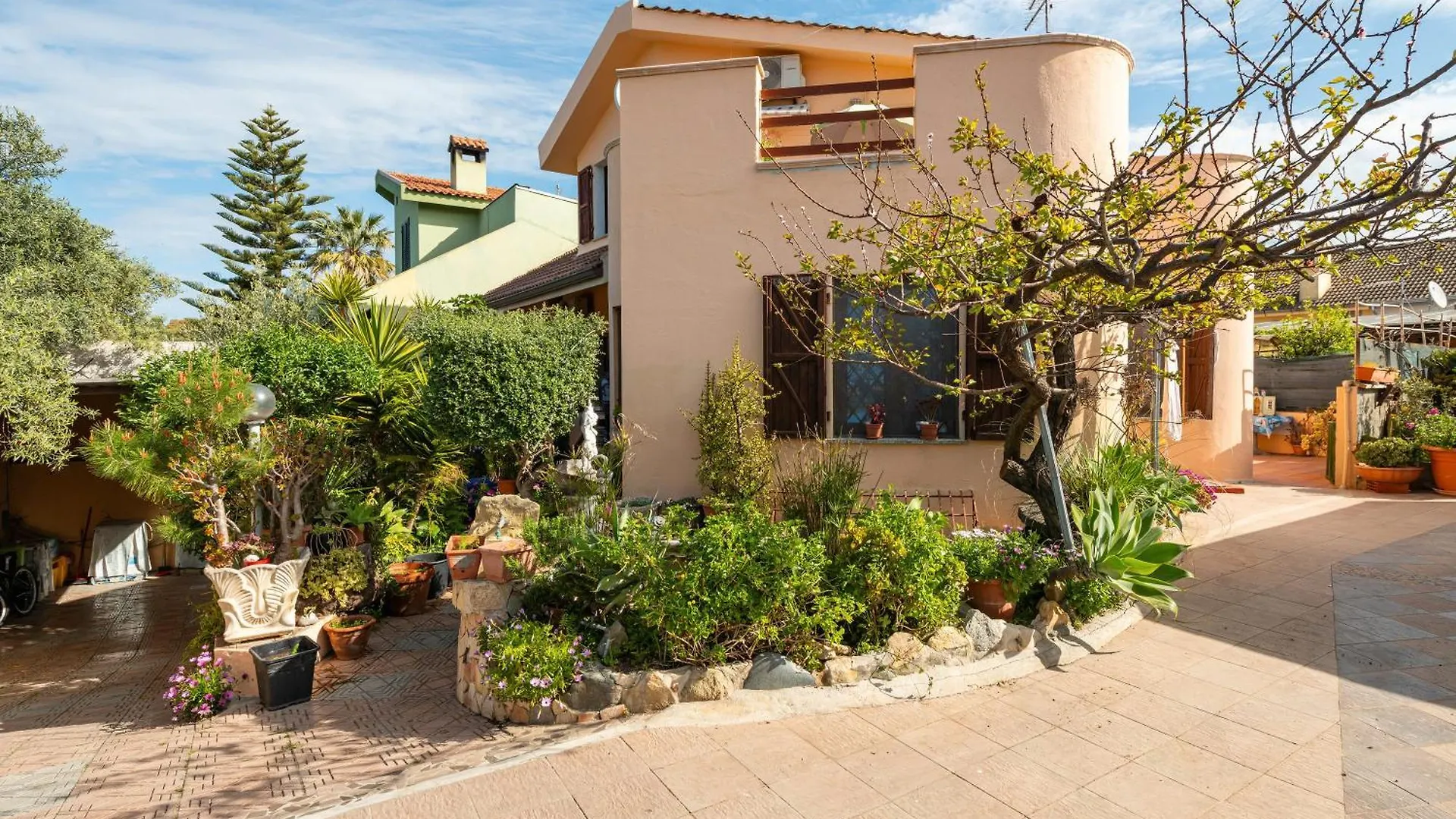 Villa Gianna - Monolocale Luigi Quartu SantʼElena