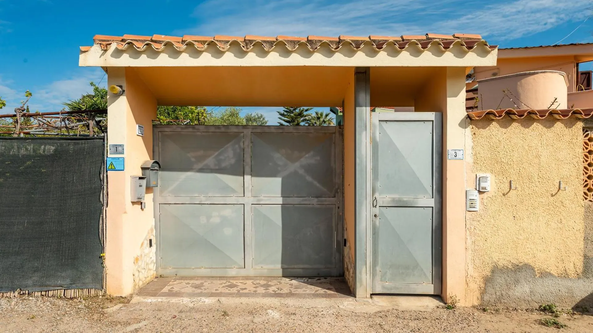 Villa Gianna - Monolocale Luigi Quartu SantʼElena 0*,